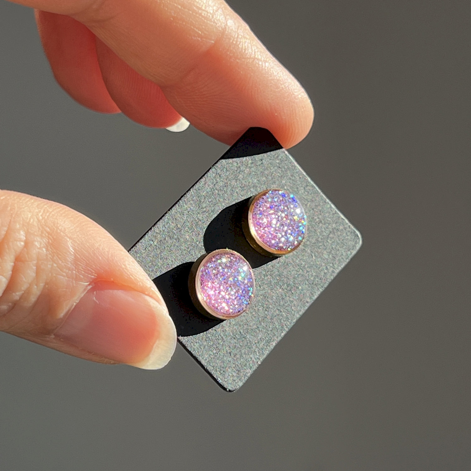 Ohrstecker, rund, pink, Edelstahl, mittel, ohne Rand