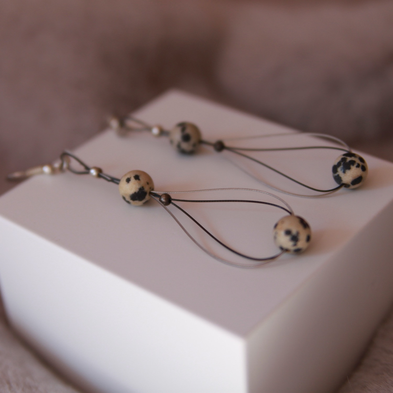 Ohrringe mit Dalmatiner-Jaspis