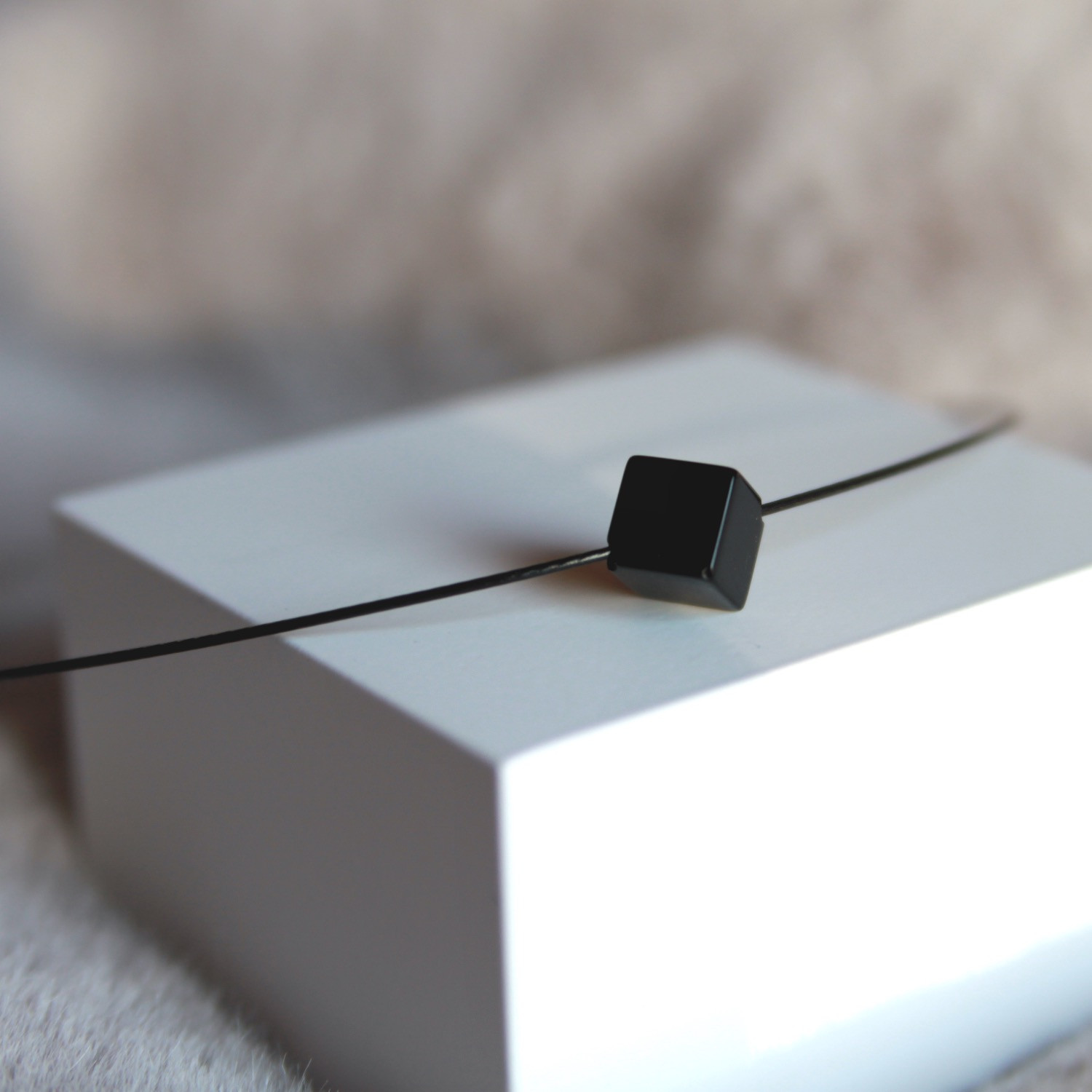 Halskette mit kubischem Onyx