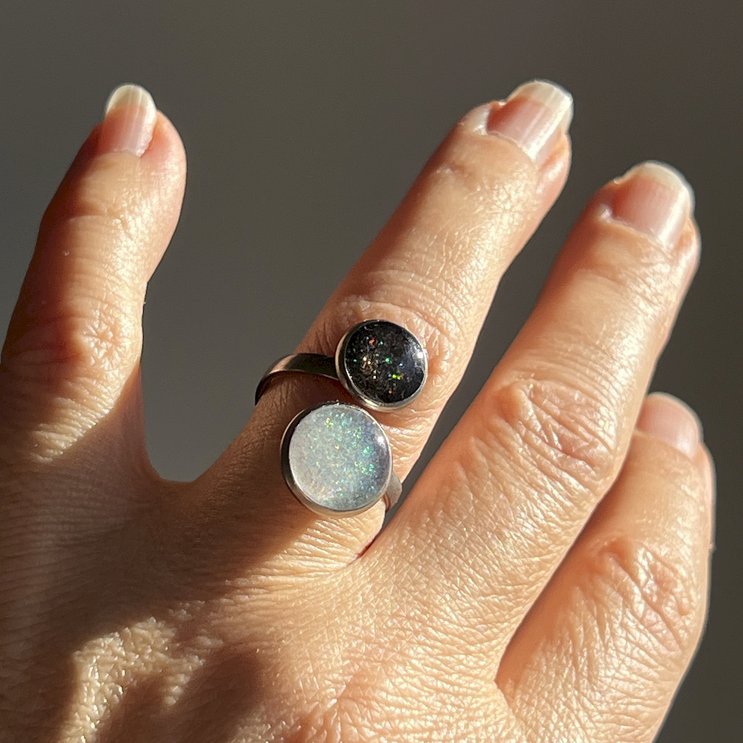 Ring, rund, schwarz-weiss, Edelstahl, mittel, mit Rand