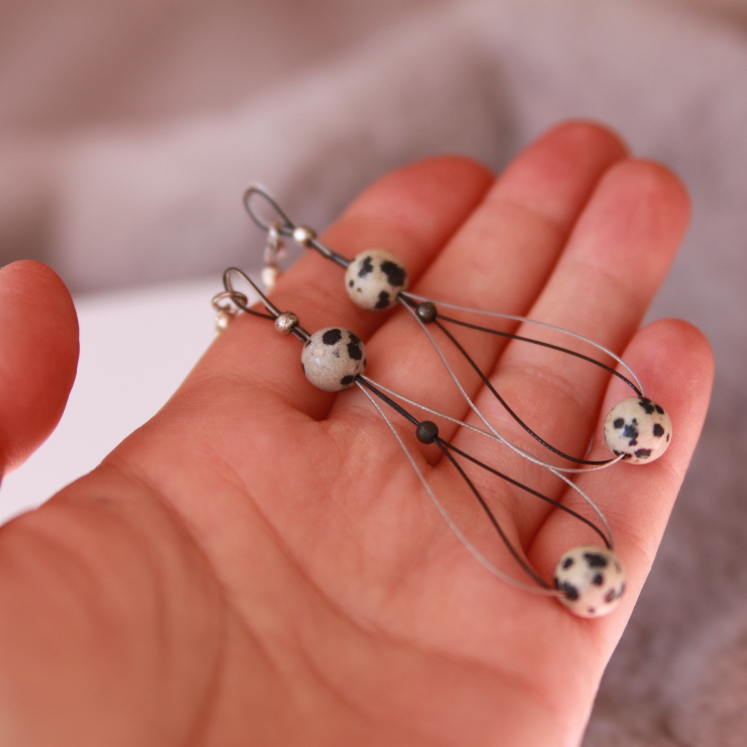 Ohrringe mit Dalmatiner-Jaspis