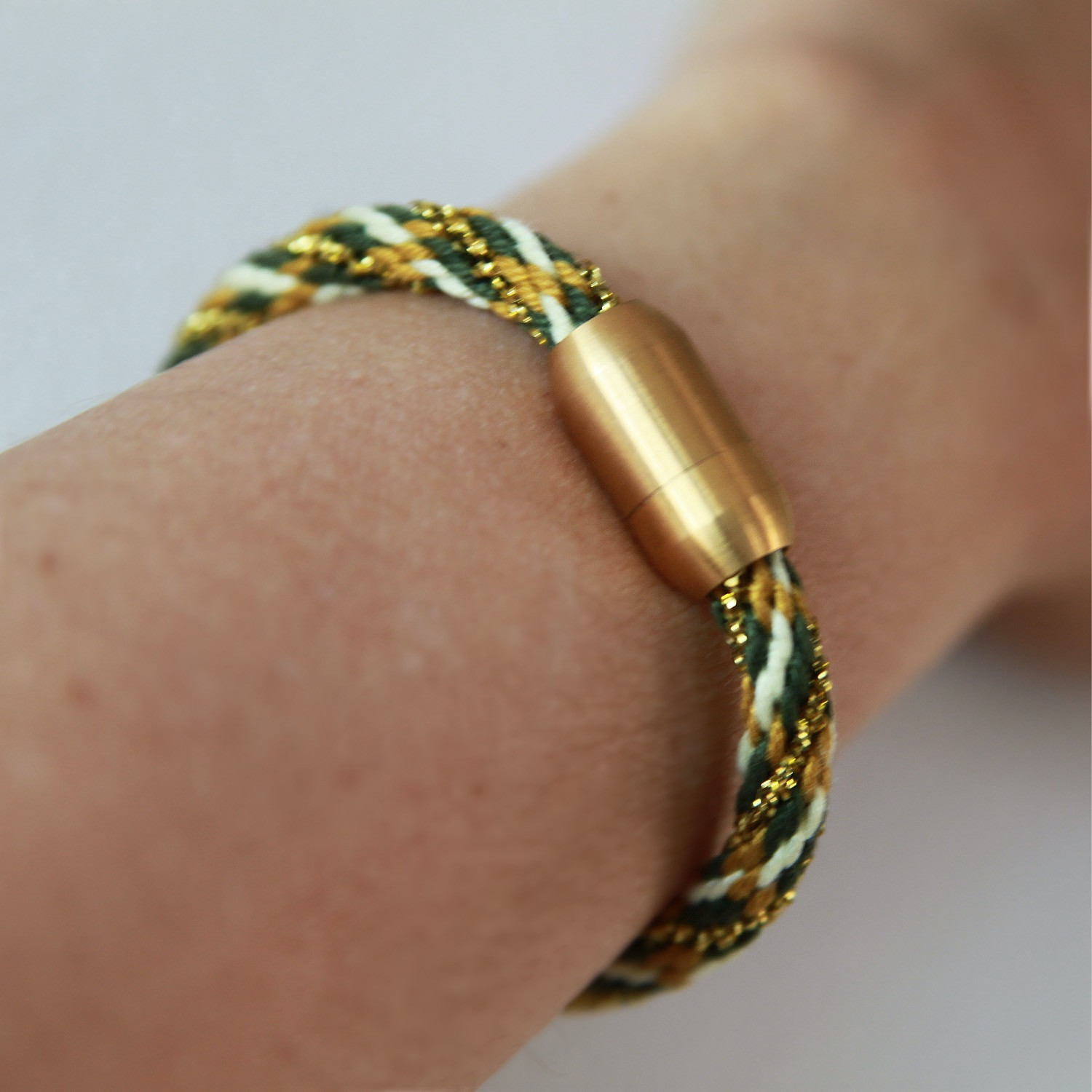 Armband Kumihimo, grün-gold