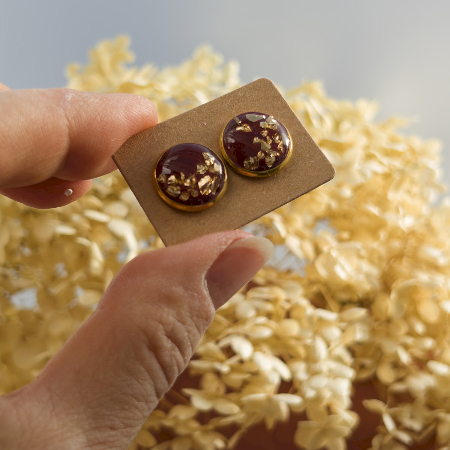 Ohrstecker, rund, rot-gold, vergoldet, mittel, mit Rand