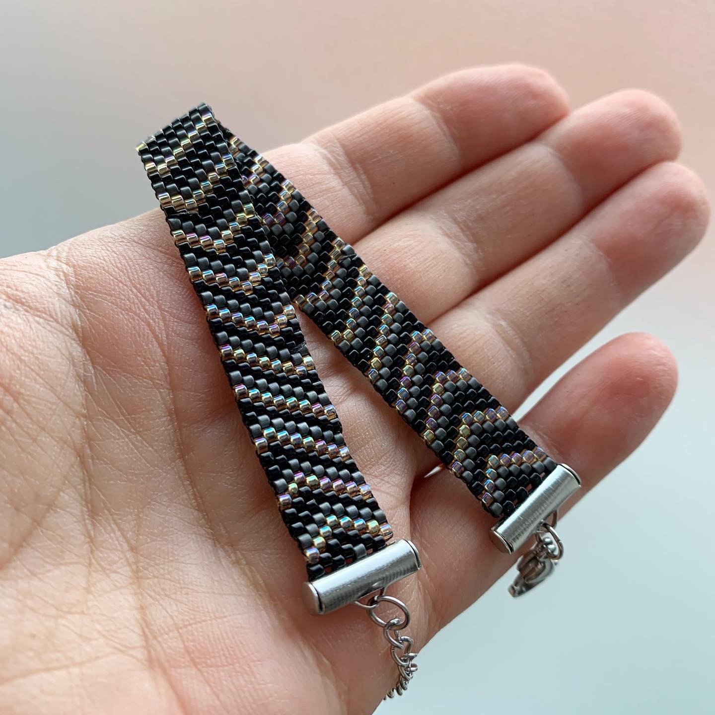 Armband aus Miyuki-Perlen