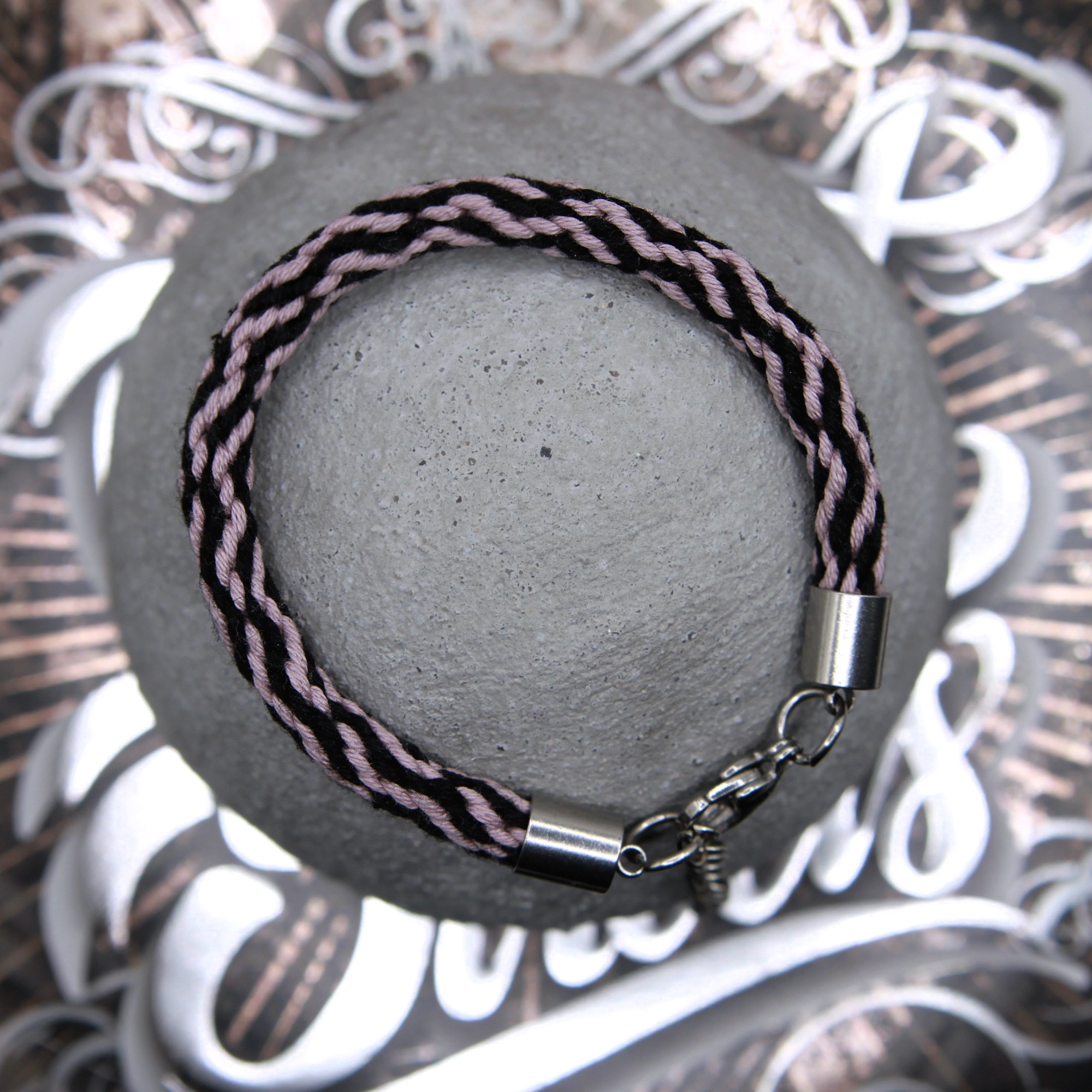 Armband Kumihimo, rosa-schwarz
