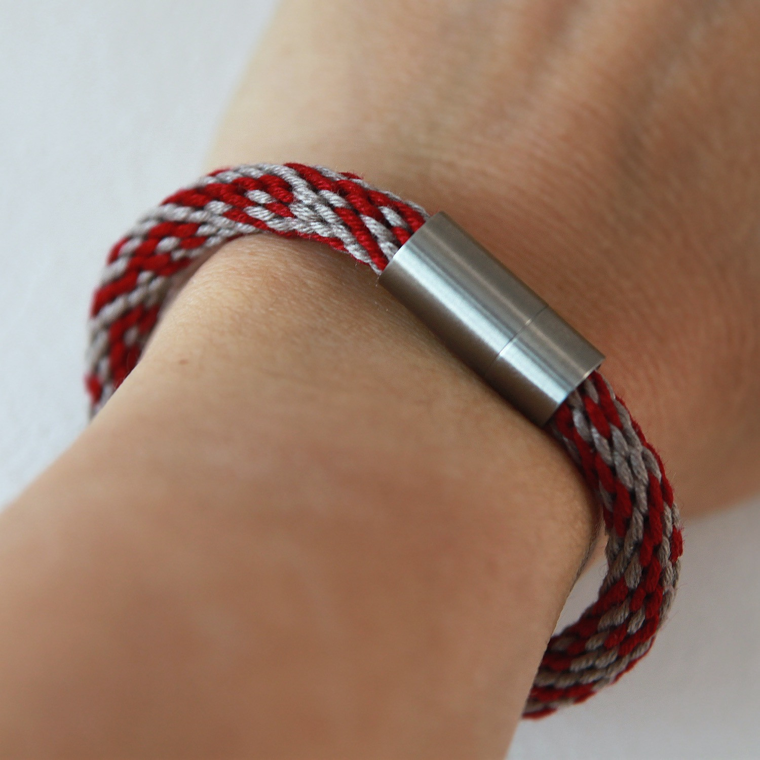 Armband Kumihimo, rot-beige