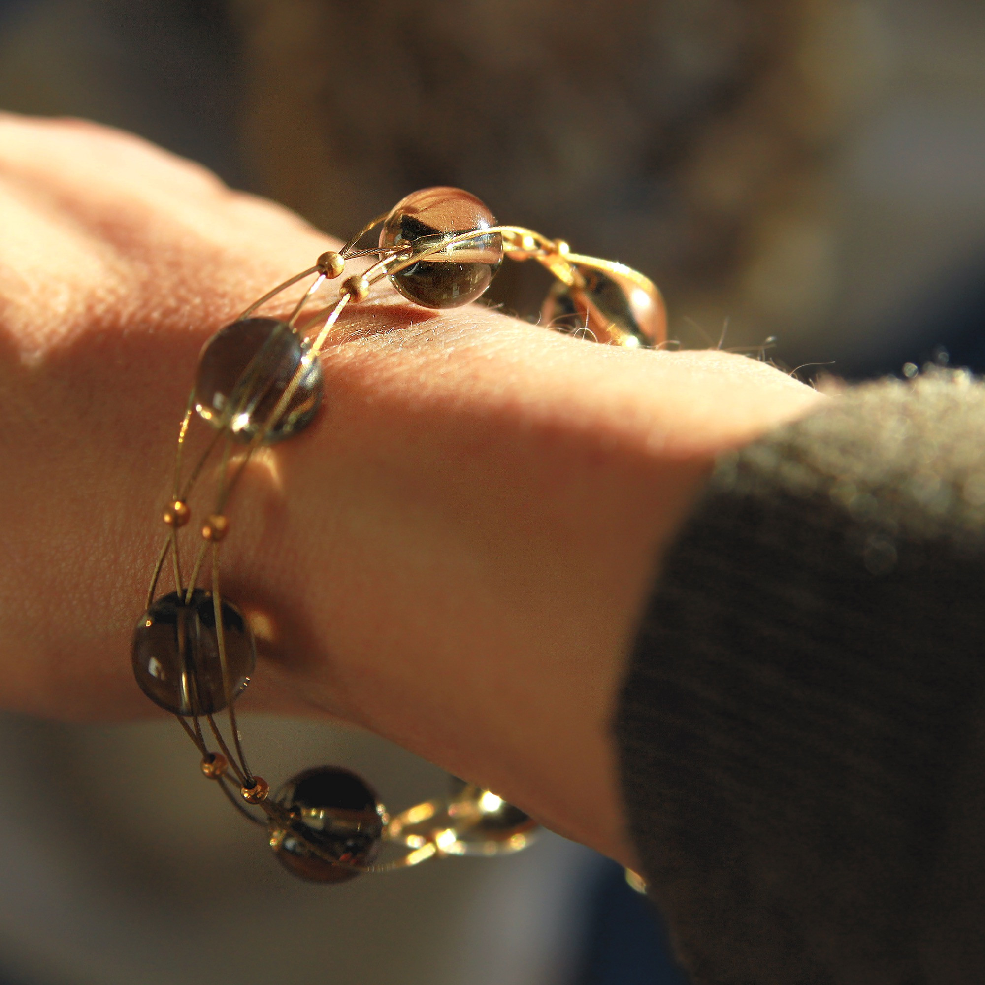 Armband mit Perlen aus Rauchquarz